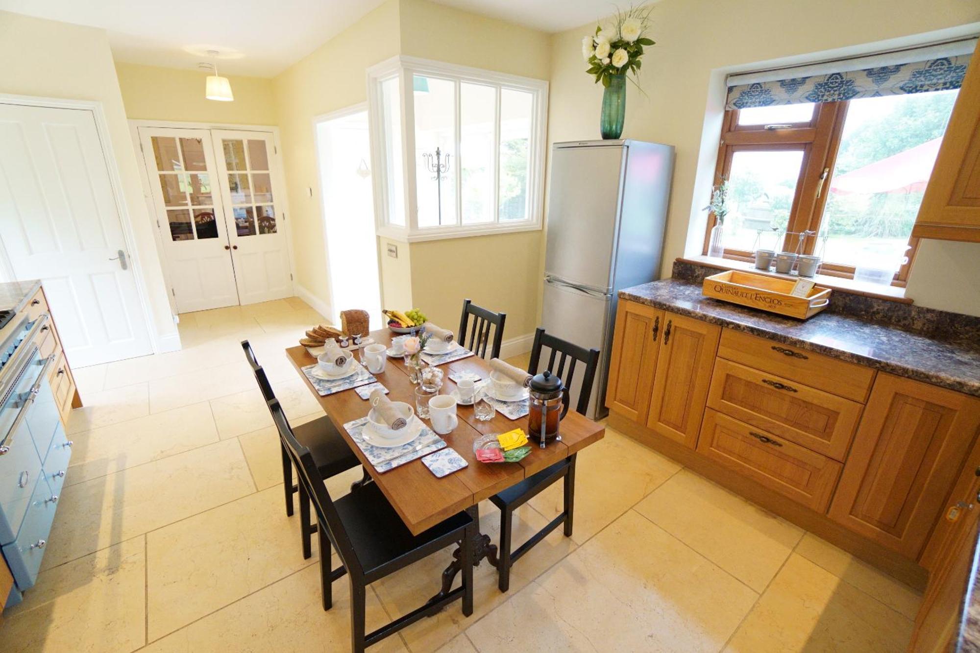East Lodge Bolney Room photo